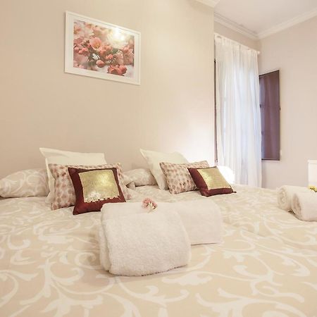 Elegante Apartamento En El Corazon De Sevilla. Екстер'єр фото