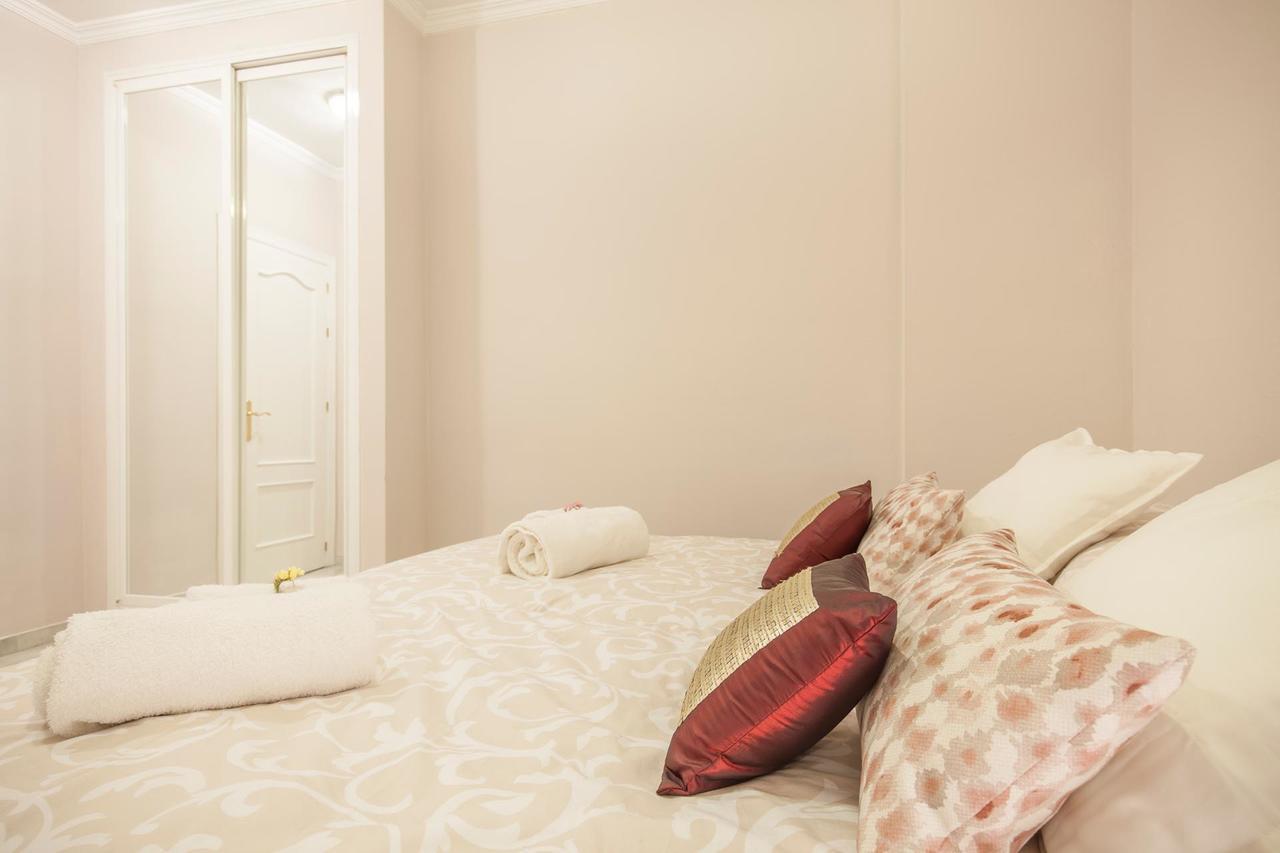 Elegante Apartamento En El Corazon De Sevilla. Екстер'єр фото