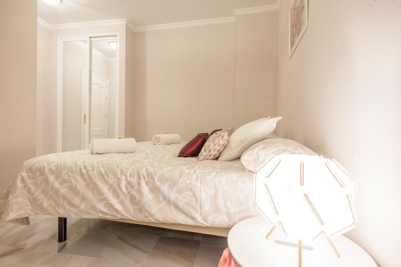 Elegante Apartamento En El Corazon De Sevilla. Екстер'єр фото